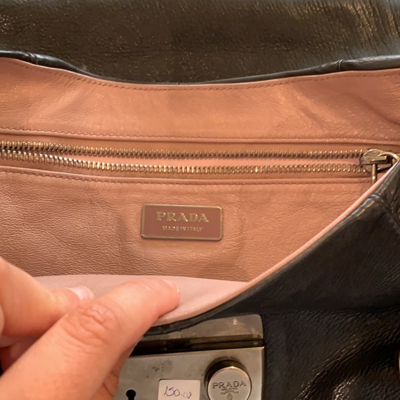 Prada leather hand bag - Picture 3 of 4